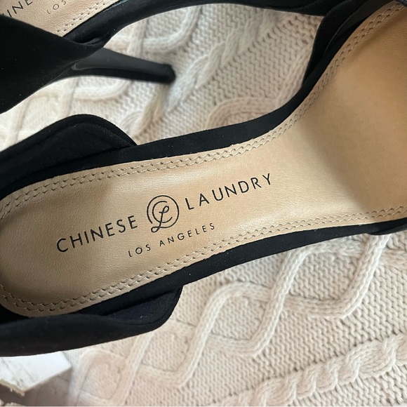 New! Chinese Laundry Black Pointed 4 inch Heels Crochet Fabric Front women’s 9.5 - Picture 12 of 12